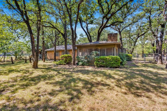 3505 Sunset Lane, Dalworthington Gardens, TX 76016