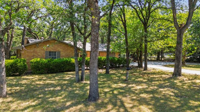 3505 Sunset Lane, Dalworthington Gardens, TX 76016