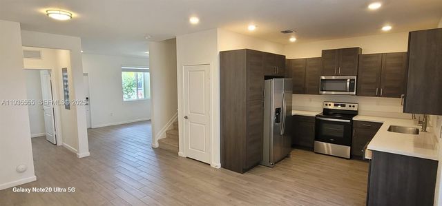 2459 SE 10th St 0, Homestead, FL 33035