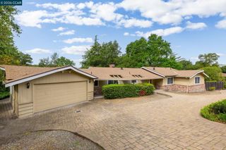 829 Reliez Station Rd, Lafayette, CA 94549