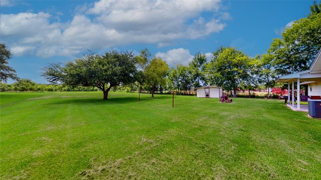 906 Waco Street, Dayton, TX 77535