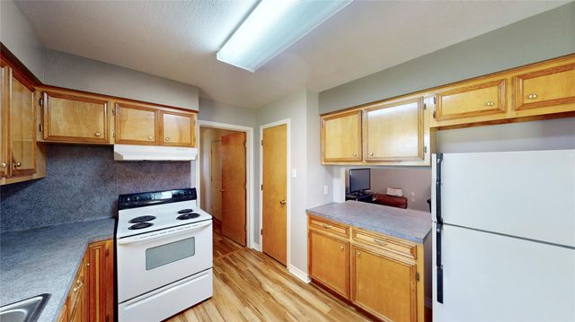 906 Waco Street, Dayton, TX 77535