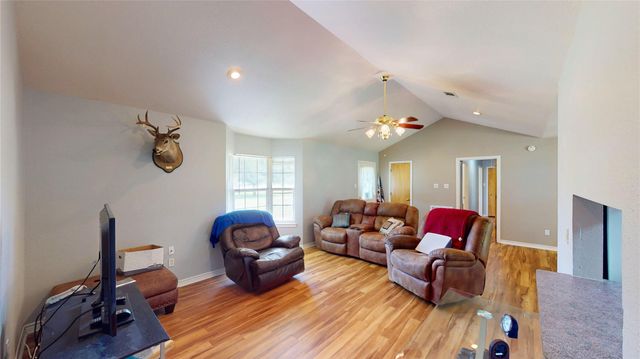 906 Waco Street, Dayton, TX 77535
