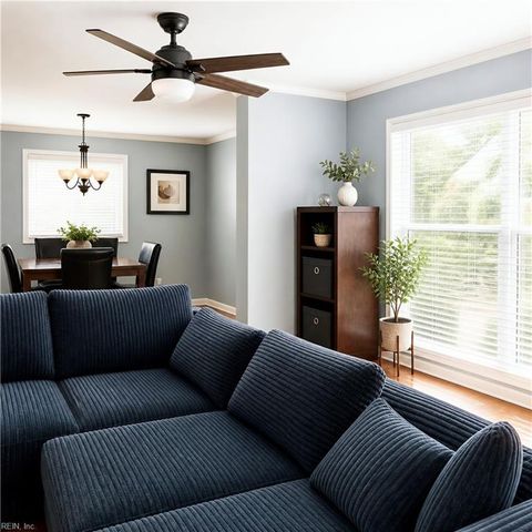 17 Warren DR, Newport News, VA 23608