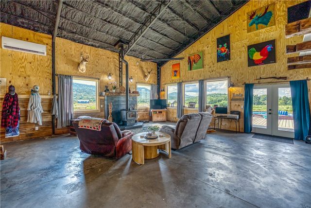 2786 NC 3510, Western Grove, AR 72685