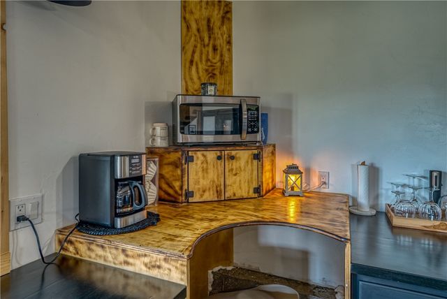 2786 NC 3510, Western Grove, AR 72685