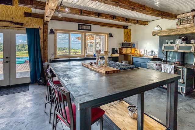 2786 NC 3510, Western Grove, AR 72685