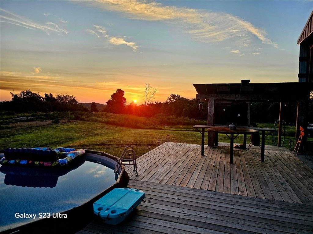 2786 NC 3510, Western Grove, AR 72685