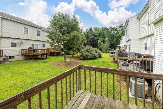 1 Melucci Court, West Haverstraw, NY 10993