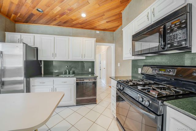 50-06 215th Street, Bayside, NY 11364