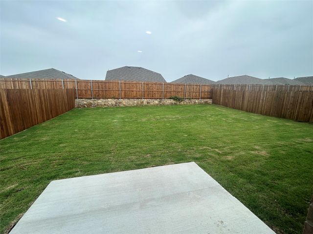 1813 Huisache Street, Royse City, TX 75189