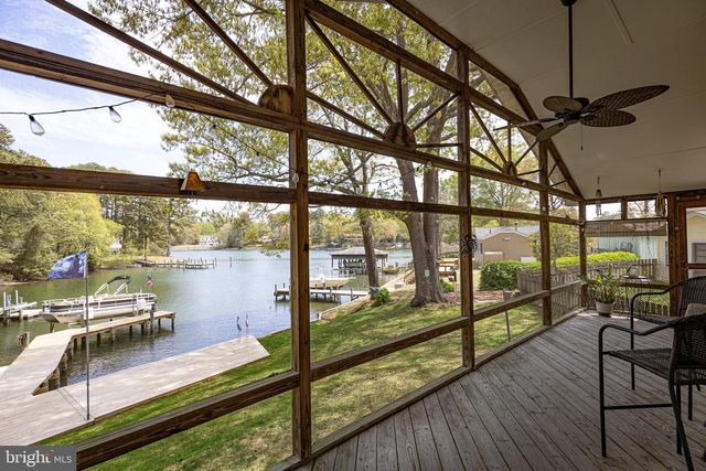 37 HICKORY LN, Reedville, VA 22539