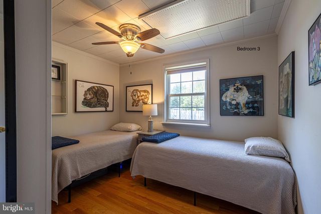 37 HICKORY LN, Reedville, VA 22539