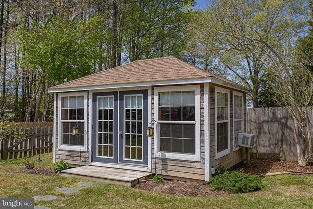 37 HICKORY LN, Reedville, VA 22539