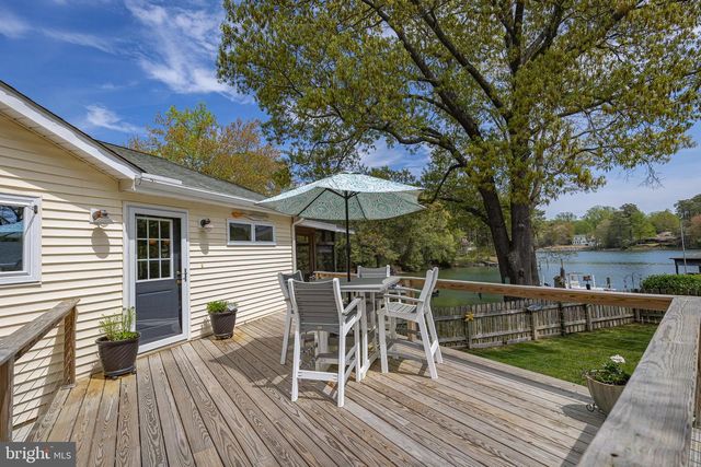 37 HICKORY LN, Reedville, VA 22539
