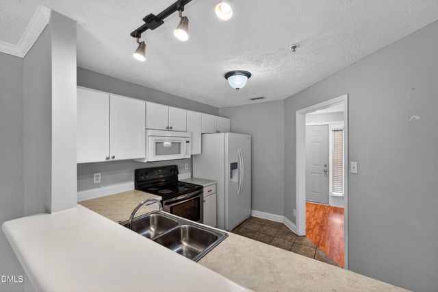 331 Bubble Creek Court 7, Fayetteville, NC 28311