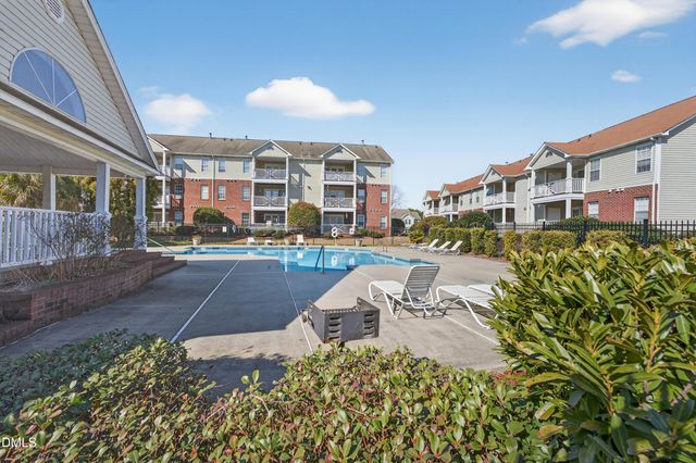 331 Bubble Creek Court 7, Fayetteville, NC 28311