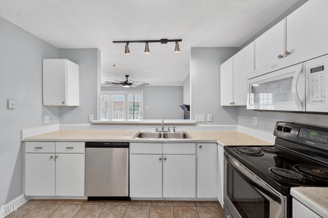 331 Bubble Creek Court 7, Fayetteville, NC 28311