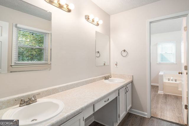 1800 Baynard Court NW, Acworth, GA 30102