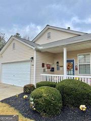 830 Windcroft Circle NW, Acworth, GA 30101