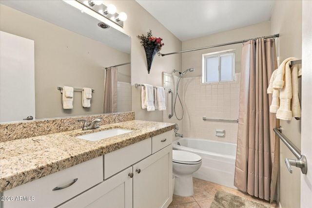 6118 E Boise Street, Mesa, AZ 85205