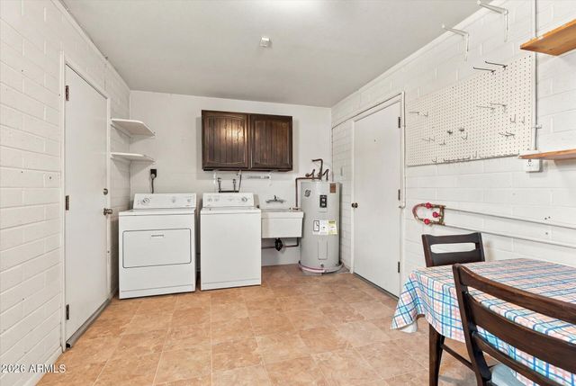 6118 E Boise Street, Mesa, AZ 85205