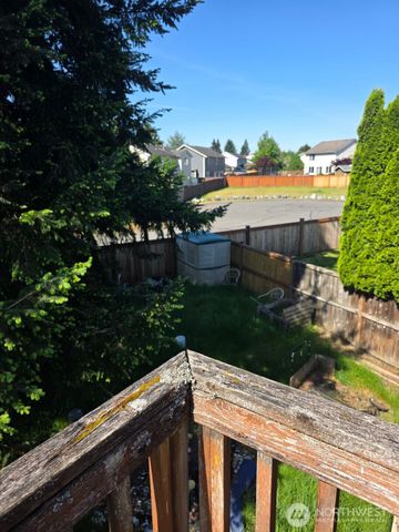 20324 86th Avenue Ct E, Spanaway, WA 98387