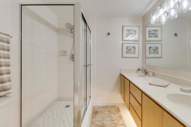 6645 66th Way, West Palm Beach, FL 33409