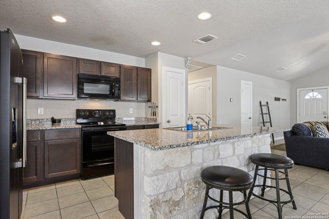 2942 Contour, Spring Branch, TX 78070