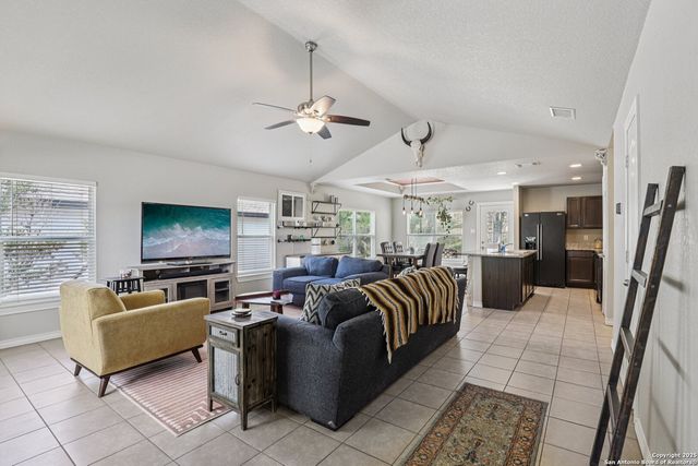 2942 Contour, Spring Branch, TX 78070