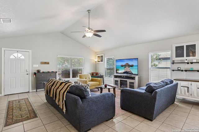 2942 Contour, Spring Branch, TX 78070