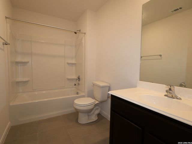 17446 Buffalo Grass Lane, Elmendorf, TX 78112