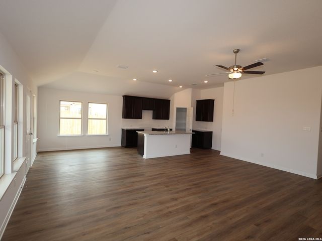 17446 Buffalo Grass Lane, Elmendorf, TX 78112