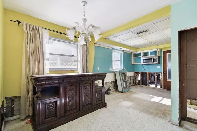 545 LILLIAN DRIVE, Madeira Beach, FL 33708