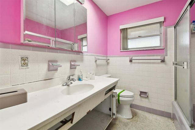 545 LILLIAN DRIVE, Madeira Beach, FL 33708