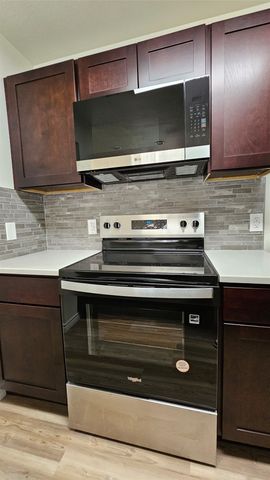 903 W Congress Street, Denton, TX 76201