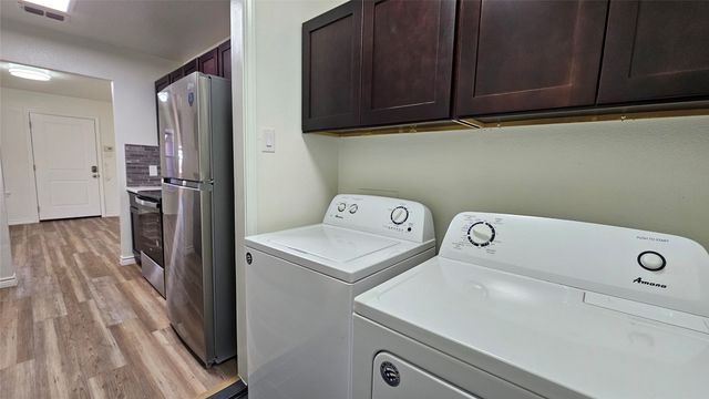 903 W Congress Street, Denton, TX 76201