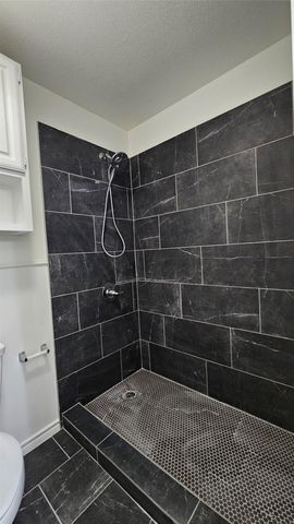 903 W Congress Street, Denton, TX 76201