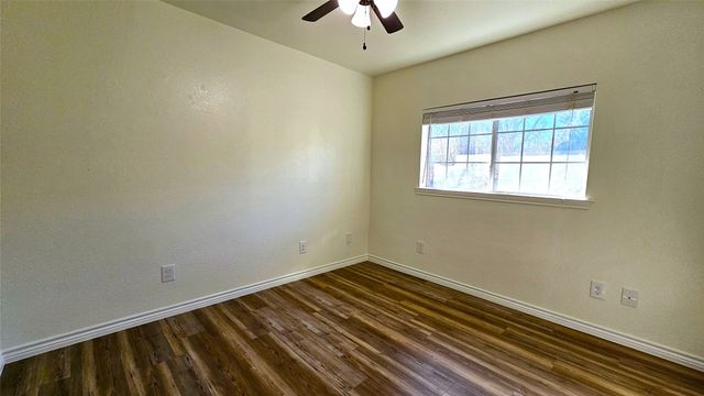 903 W Congress Street, Denton, TX 76201