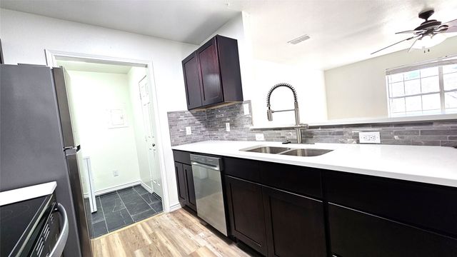 903 W Congress Street, Denton, TX 76201