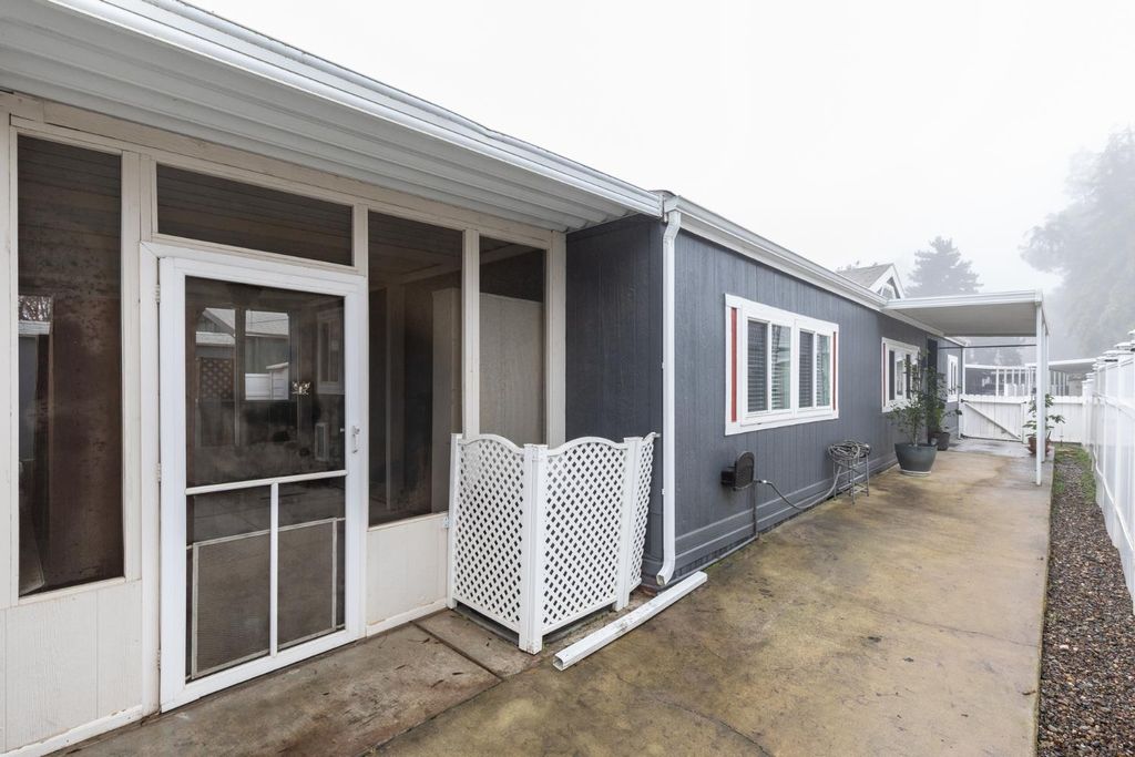 Image 43 of property listing at 8701 Highway 41 # 35, Fresno, CA 93720