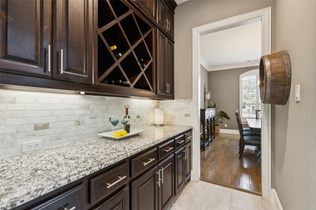 1008 Hazel Drive, Lantana, TX 76226