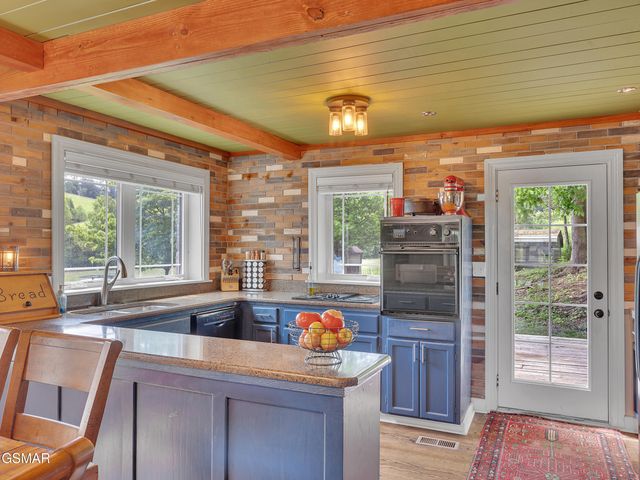 3140 Pittman Center Road, Sevierville, TN 37876