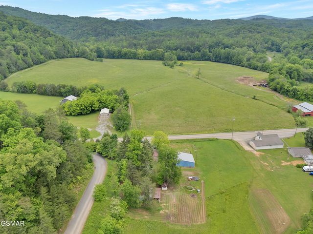 3140 Pittman Center Road, Sevierville, TN 37876