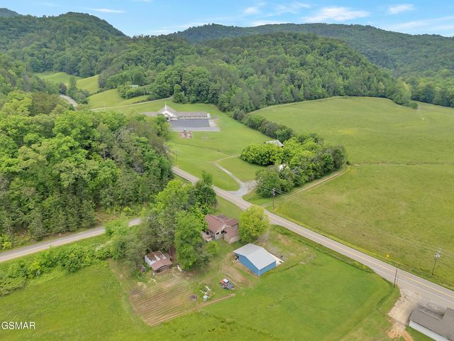 3140 Pittman Center Road, Sevierville, TN 37876