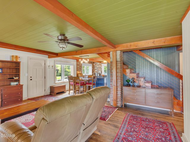 3140 Pittman Center Road, Sevierville, TN 37876