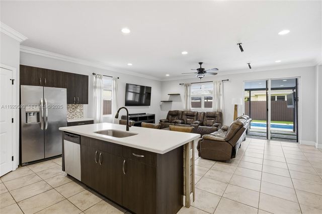 27641 SW 134th Ct, Homestead, FL 33032