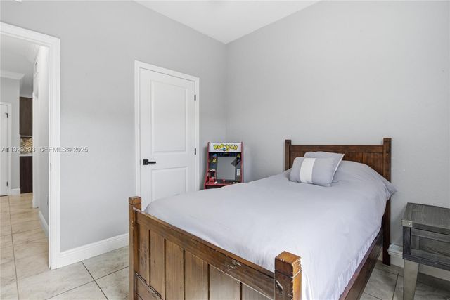 27641 SW 134th Ct, Homestead, FL 33032