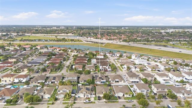 27641 SW 134th Ct, Homestead, FL 33032