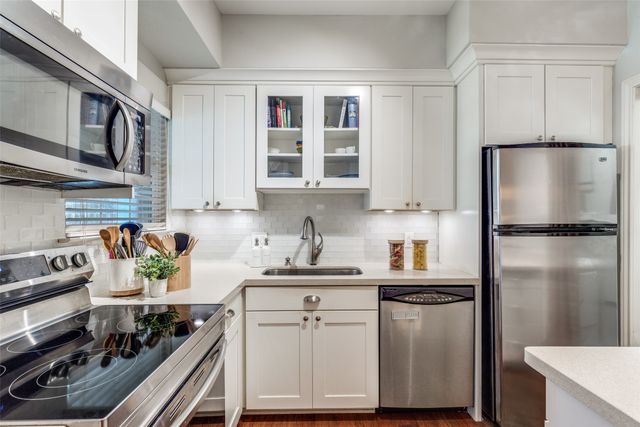 4067 Beltway Drive 121, Addison, TX 75001